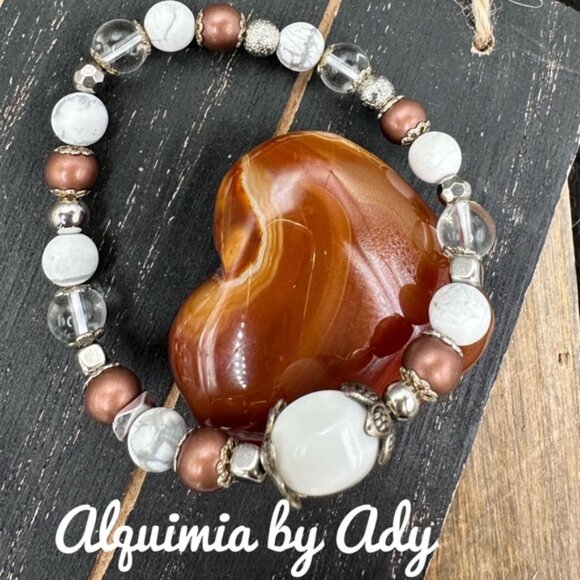 Alquimia Jewelry - Clear quartz and white howlite statement bracelet